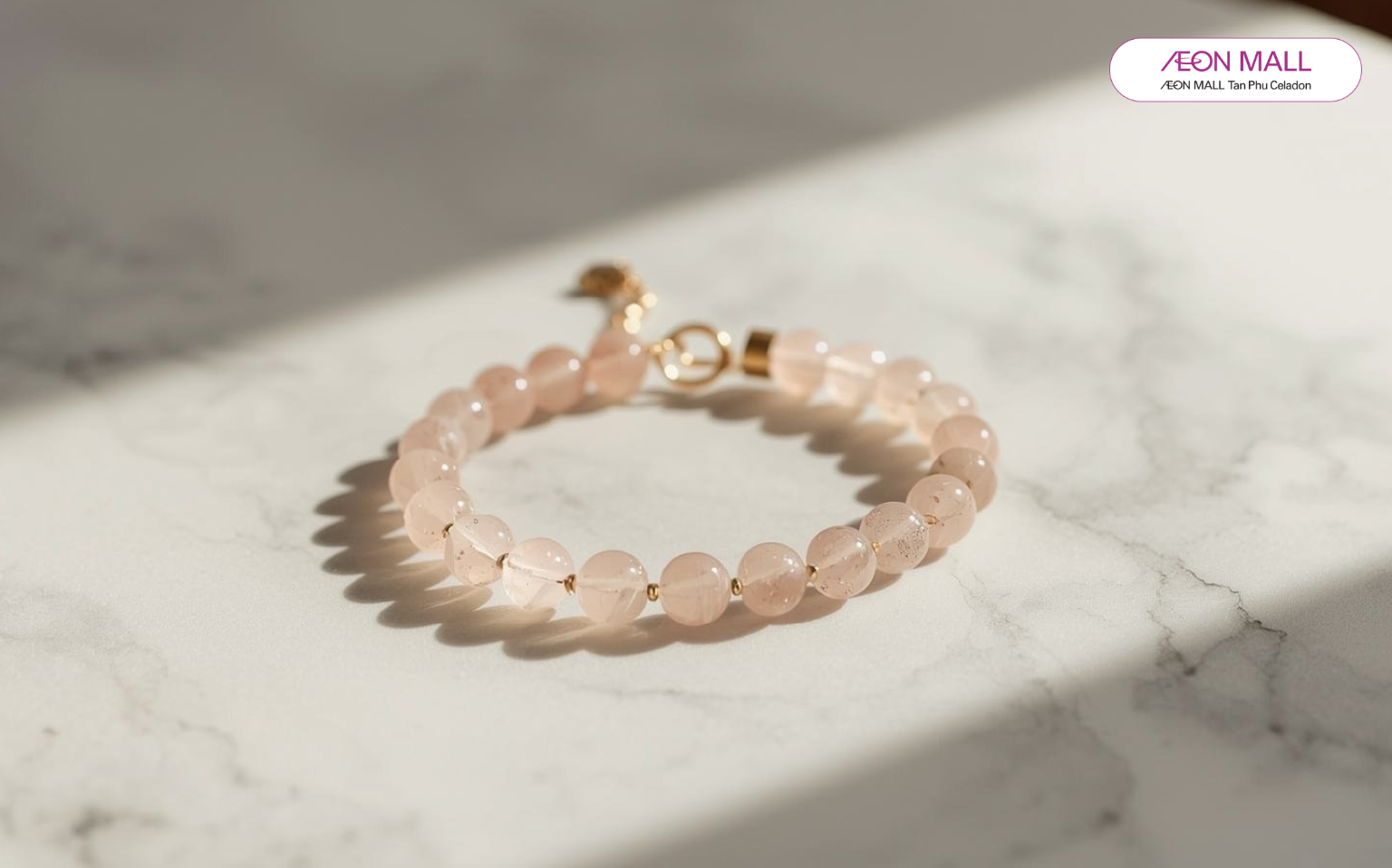 Mệnh Hỏa đeo vòng tay màu gì hợp nhất? Cách để phối vòng tay chuẩn và đẹp