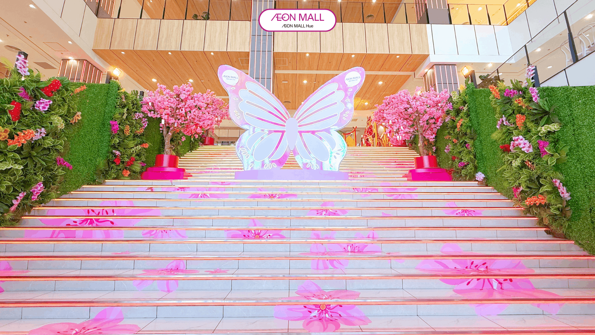🌸🦋 LỘ DIỆN CUNG ĐƯỜNG TRẢI ĐẦY HOA TẠI AEON MALL Huế 🦋🌸