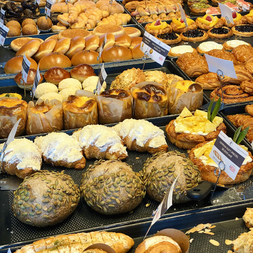 PARIS LEVAIN