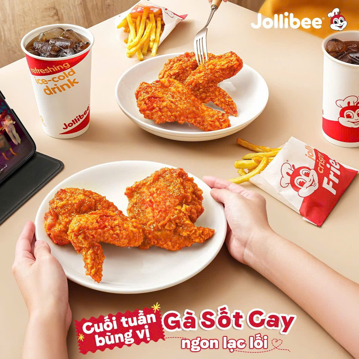 JOLLIBEE | 🥳 Quá hợp để đến Bee xõa tẹt ga bằng một bữa ngon lạc lối cùng Gà Sốt Cay.