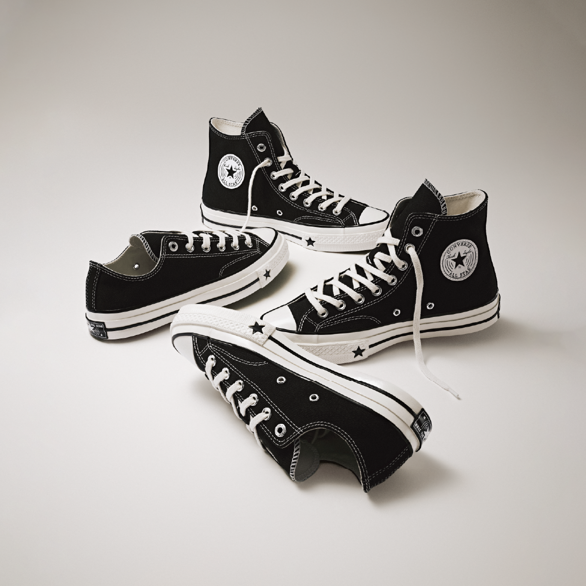 CONVERSE I CHUCK 70 X: SỰ TÁI SINH CỦA MỘT BIỂU TƯỢNG