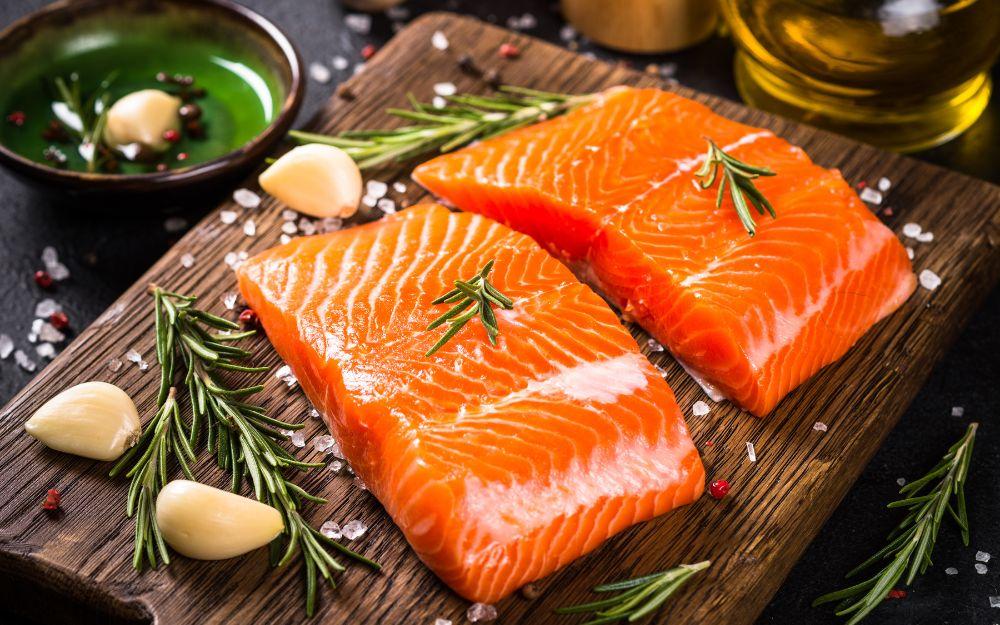 Cách ướp cá hồi nướng thơm ngon, bổ dưỡng