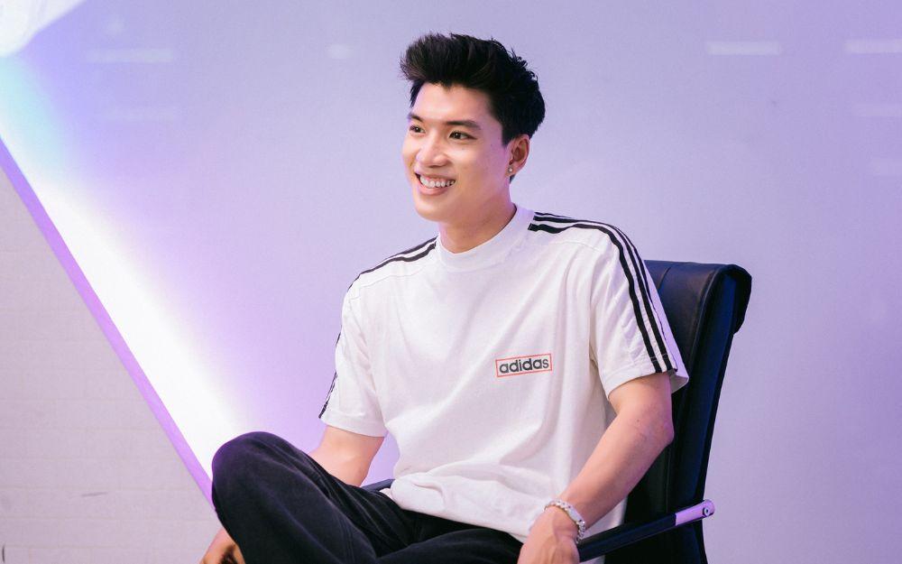 Viral nhất Concert Anh trai say Hi: HIEUTHUHAI gặp sự cố nhỏ, Anh Tú Atus hành xử thế nào mà gây nức lòng?