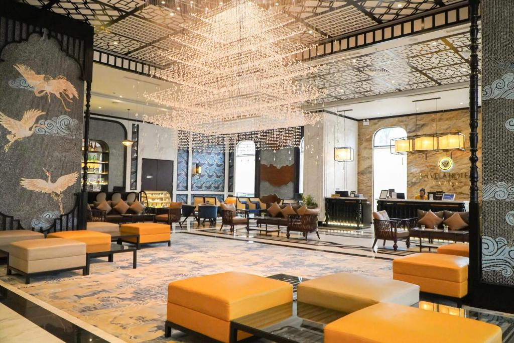 La Vela Hue Hotel l&agrave; kh&aacute;ch sạn đẹp ở Huế gần trung t&acirc;m th&agrave;nh phố