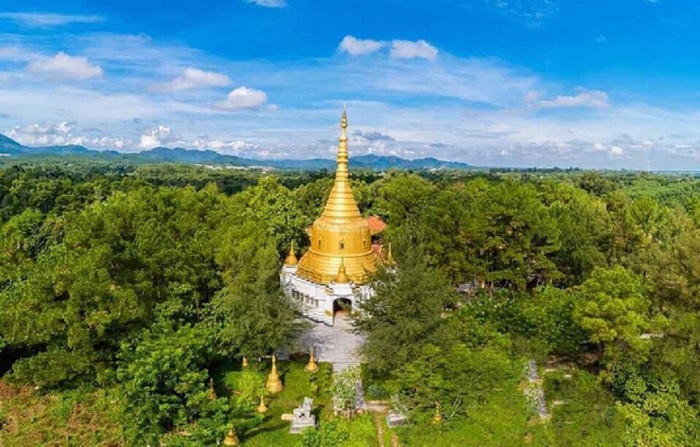 Ch&ugrave;a Thi&ecirc;n L&acirc;m l&agrave; ng&ocirc;i ch&ugrave;a đẹp ở Huế c&oacute; phong c&aacute;ch kiến tr&uacute;c độc đ&aacute;o