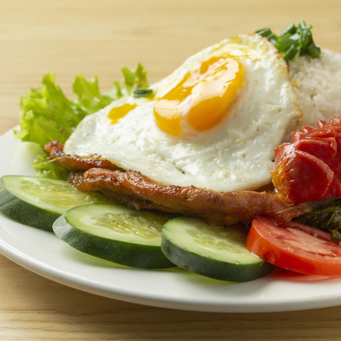 Quán A Cà là một trong những địa chỉ cơm tấm bình dân được nhiều người tại Huế yêu thích