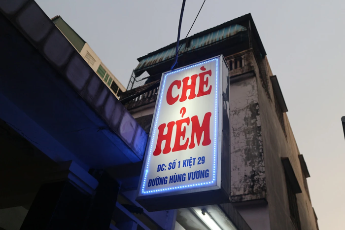 Chè hẻm Huế – Ngọt ngào hương vị cố đô trong con hẻm nhỏ