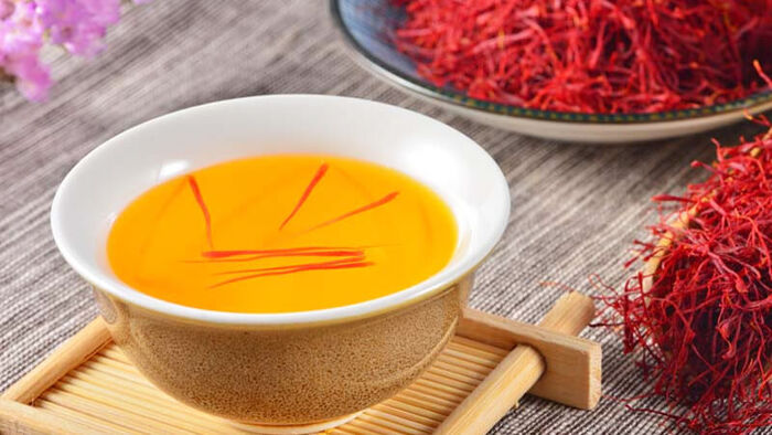 Saffron l&agrave; m&oacute;n qu&agrave; sức khoẻ cao cấp d&agrave;nh tặng mẹ