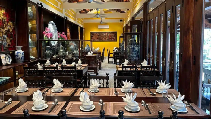 Combo mắm 5 vị của nhà hàng Cơm Mắm Cô Ri ăn một lần là nhớ mãi