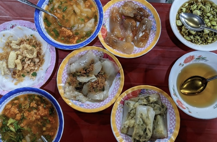 quán bánh nậm - O THỦY