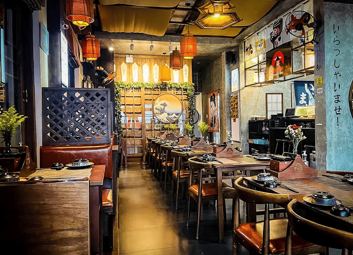 Shino Sushi nhà hàng Nhật nổi tiếng với không gian đẹp và giá cả hợp lí.