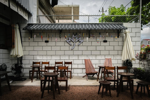 Tưởng như đang ngồi ở Nhật Bản khi đến Momiji Cafe ở Huế