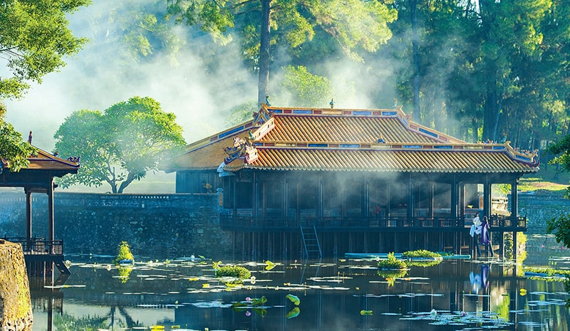 Lăng tẩm Huế ph&acirc;n bố ở nhiều khu vực trong th&agrave;nh phố 