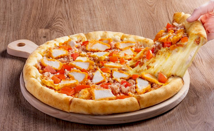 Các loại pizza tại Domino’s luôn được khách hàng yêu thích nhờ nguyên liệu tươi ngon và hương vị đậm đà