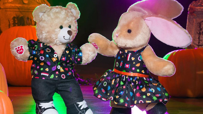 Gấu b&ocirc;ng được thiết kế theo chủ đề Halloween l&agrave; m&oacute;n qu&agrave; đặc biệt ph&ugrave; hợp với c&aacute;c b&eacute; nhỏ