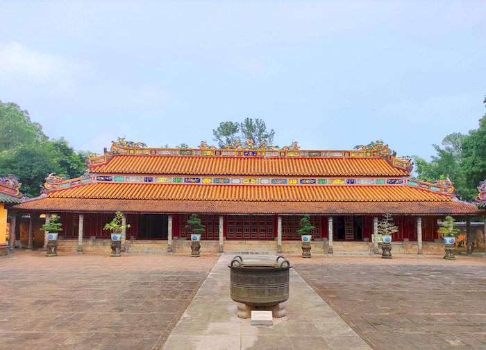 Lăng Đồng Kh&aacute;nh được x&acirc;y dựng trong giai đoạn giao thoa văn h&oacute;a Đ&ocirc;ng T&acirc;y