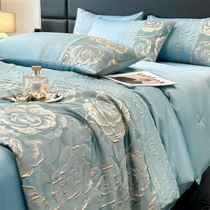 Các sản phẩm của Chin’s Store luôn được cập nhật theo xu hướng mới nhất, đáp ứng mọi nhu cầu của người dùng