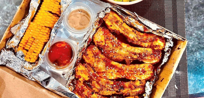 Sườn nướng sốt BBQ đậm đà, giữ nguyên hương vị hấp dẫn
