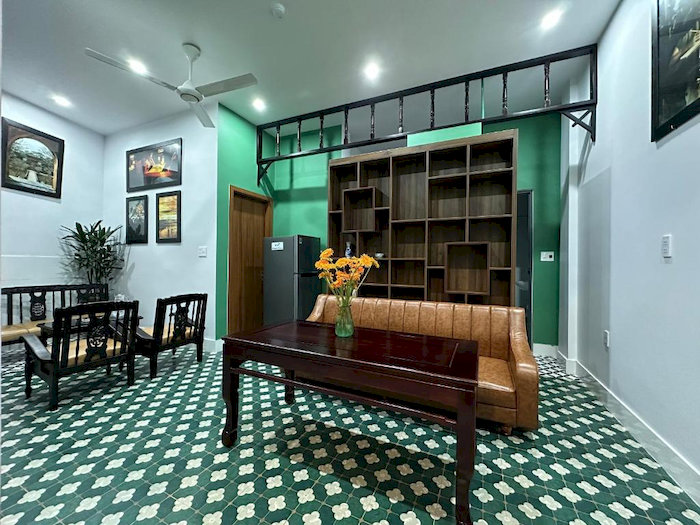 Nineties homestay với thiết kế hoài cổ, là điểm dừng chân lý tưởng cho du khách khi đến Cố đô