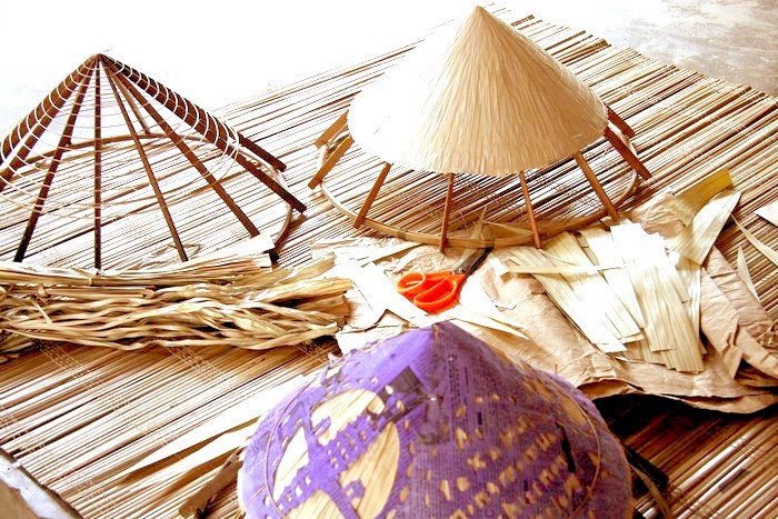 Làng nón bài thơ Tây Hồ