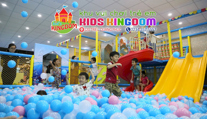 Khu vui chơi Kid's Kingdom sở hữu nhiều tr&ograve; chơi đặc sắc, được đảm bảo vệ sinh v&agrave; an to&agrave;n tuyệt đối