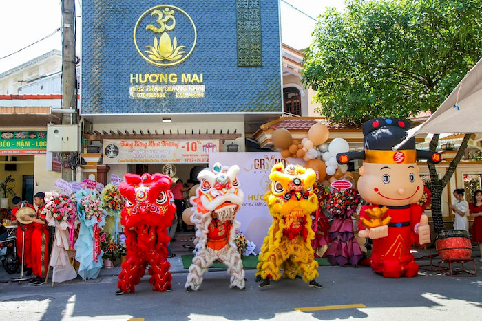 Đá Quý Hương Mai là một địa chỉ uy tín và chất lượng trong lĩnh vực đá quý phong thuỷ qua nhiều năm hoạt động 