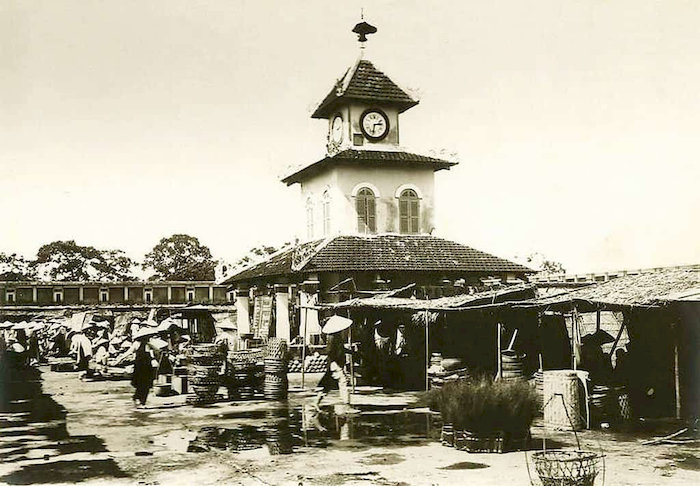 Chợ Đ&ocirc;ng Ba l&agrave; nơi chứng kiến sự thay đổi v&agrave; ph&aacute;t triển của th&agrave;nh phố Huế qua nhiều thế hệ