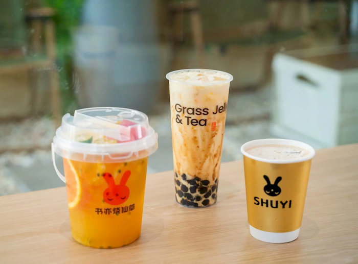 Shuyi ghi điểm trong l&ograve;ng thực kh&aacute;ch nhờ hương vị tr&agrave; chuẩn Đ&agrave;i Loan