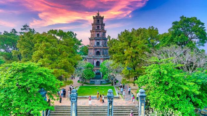 TOP 10 cảnh đẹp Huế đi vào trong thơ ca & không thể bỏ qua năm 2025