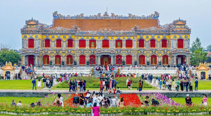 15+ di tích lịch sử Huế mang giá trị kiến trúc và văn hóa đặc sắc