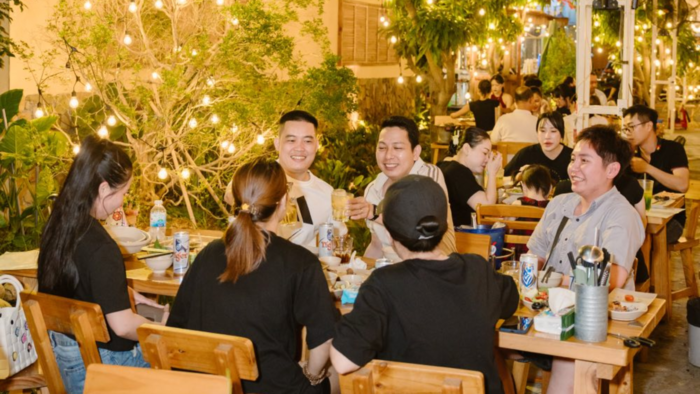 Nọng Grill đích thực là quán quen cho những ai thích ăn thịt nướng sốt phô mai béo ngậy