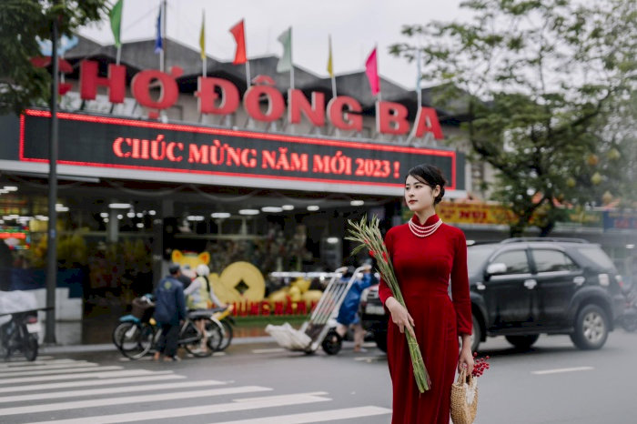 Chợ Đ&ocirc;ng Ba cũng l&agrave; địa điểm l&yacute; tưởng để bạn ghi lại những khoảnh khắc đ&aacute;ng nhớ trong chuyến du lịch (Nguồn: Internet)