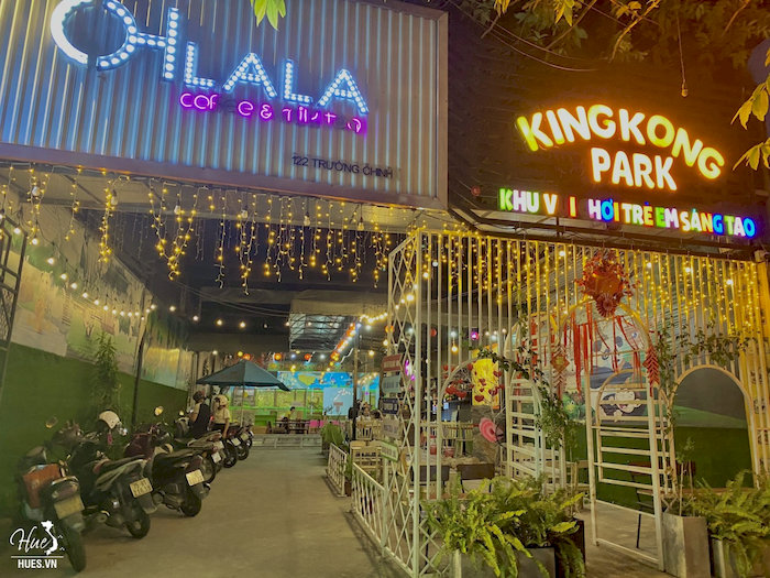 Khu vui chơi Kid's Kingdom sở hữu nhiều tr&ograve; chơi đặc sắc, được đảm bảo vệ sinh v&agrave; an to&agrave;n tuyệt đối