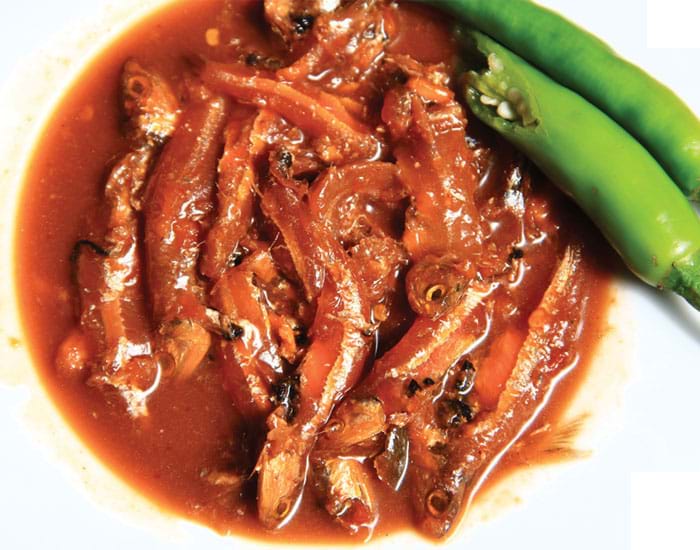 Mắm c&aacute; cơm nguy&ecirc;n con ở Huế