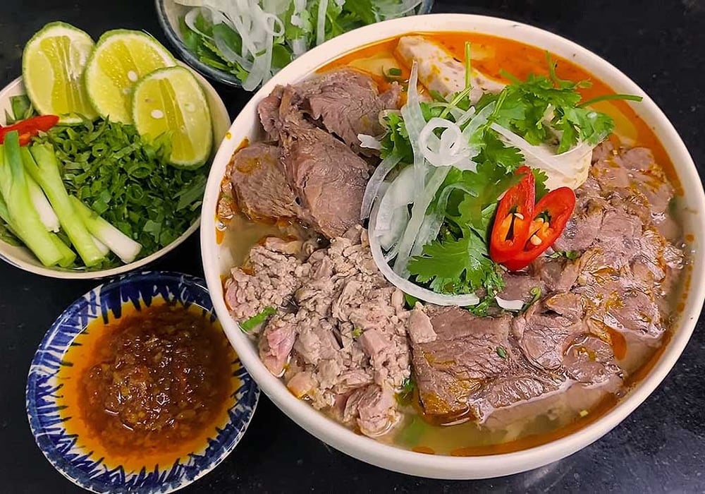 Bún bò Huế là món đặc sản trứ danh của Cố Đô