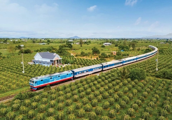 Tham khảo chi ph&iacute; đi Huế bằng t&agrave;u
