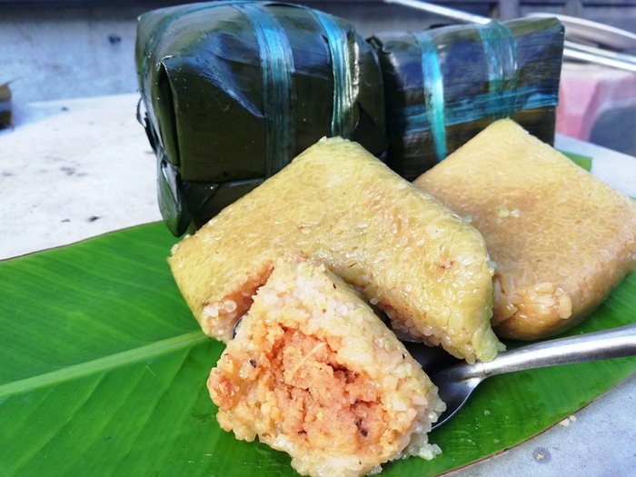B&aacute;nh chưng Nhật Lệ c&oacute; k&iacute;ch thước nhỏ gọn, vị thanh nhẹ
