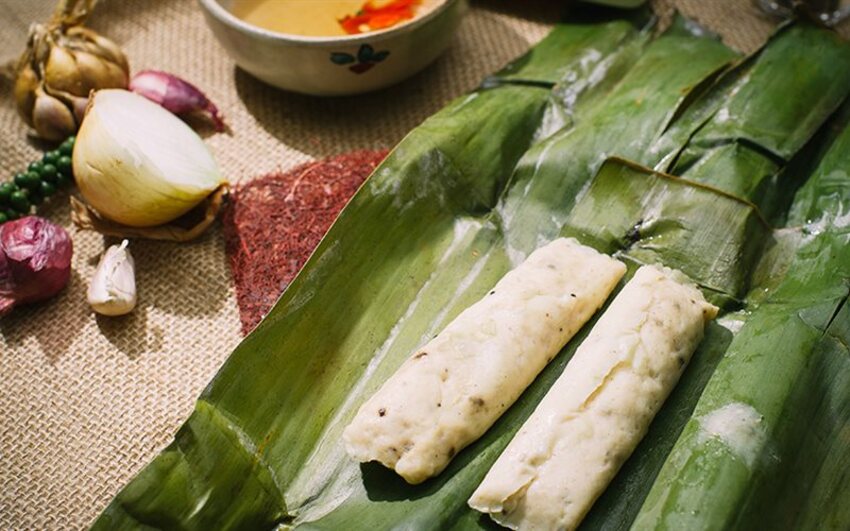 Chả Huế thơm ngon, thường được ăn cùng bánh mì, bánh ướt,...