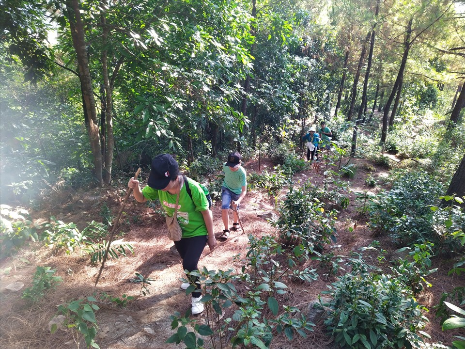 Hành trình chinh phục núi Ngự đầy thử thách nhưng mang lại những kỉ niệm khó quên