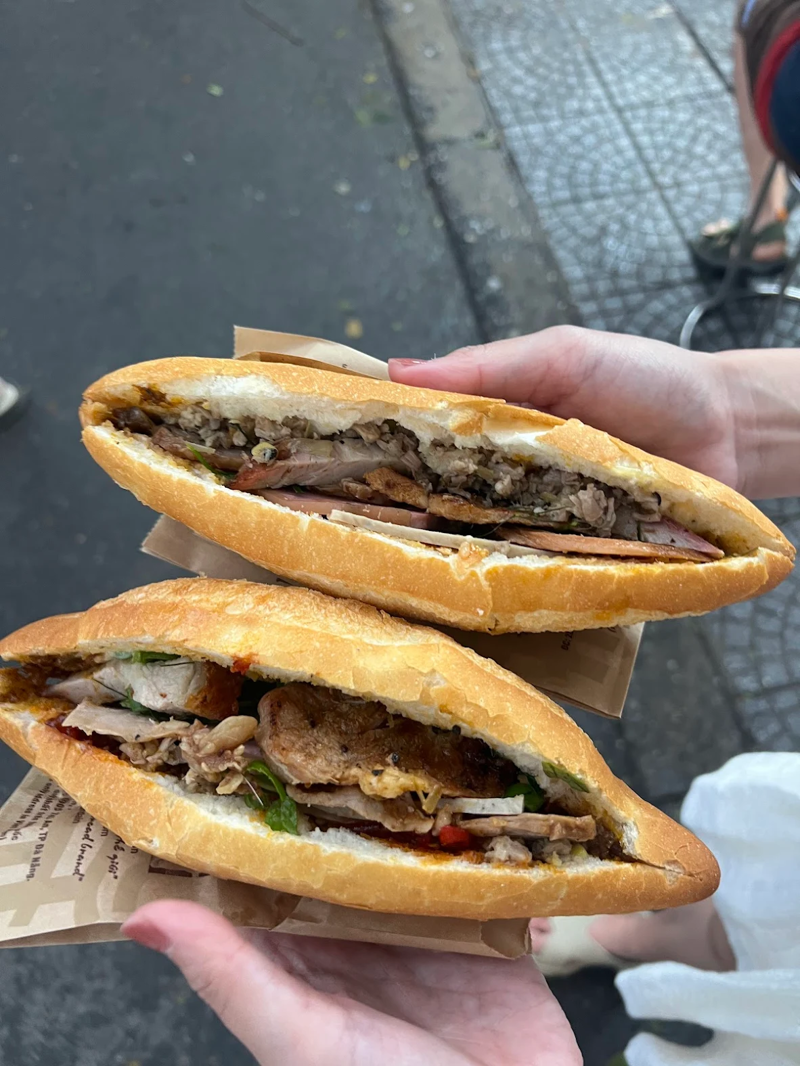Bánh mì Phượng - Hội An