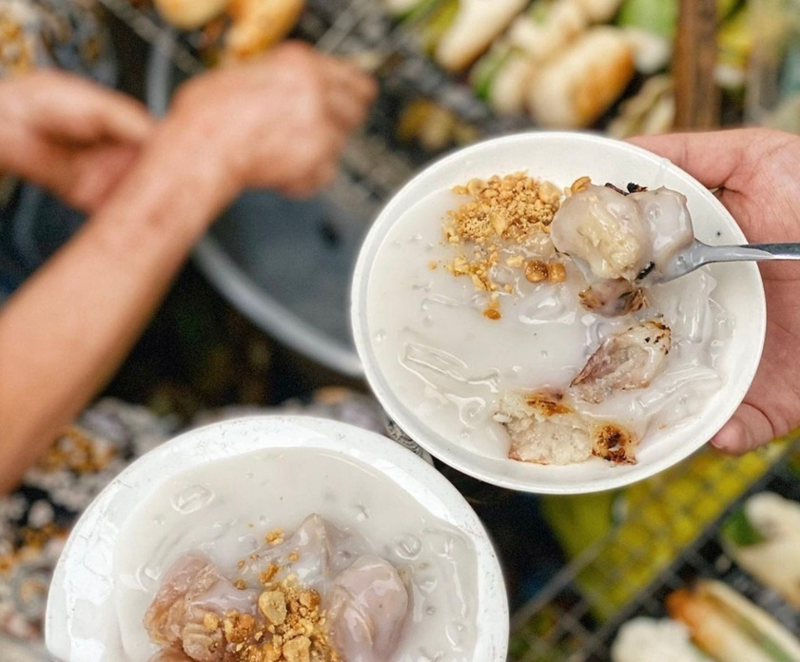 Một phần ch&egrave; chuối nướng nhỏ xinh, ấm n&oacute;ng, ho&agrave;n hảo cho những chiều se lạnh