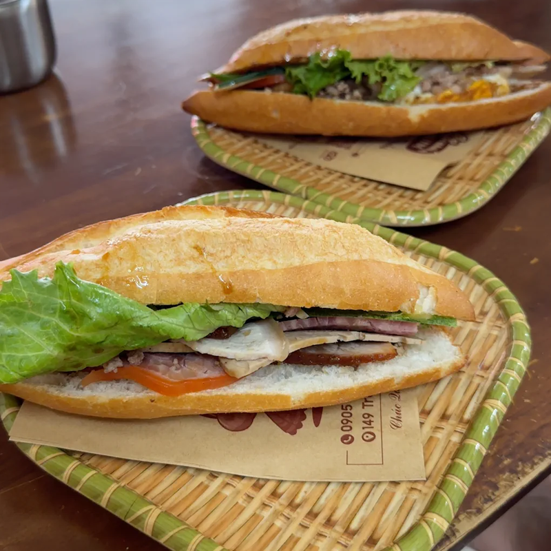 Bánh mì Sum Hội An