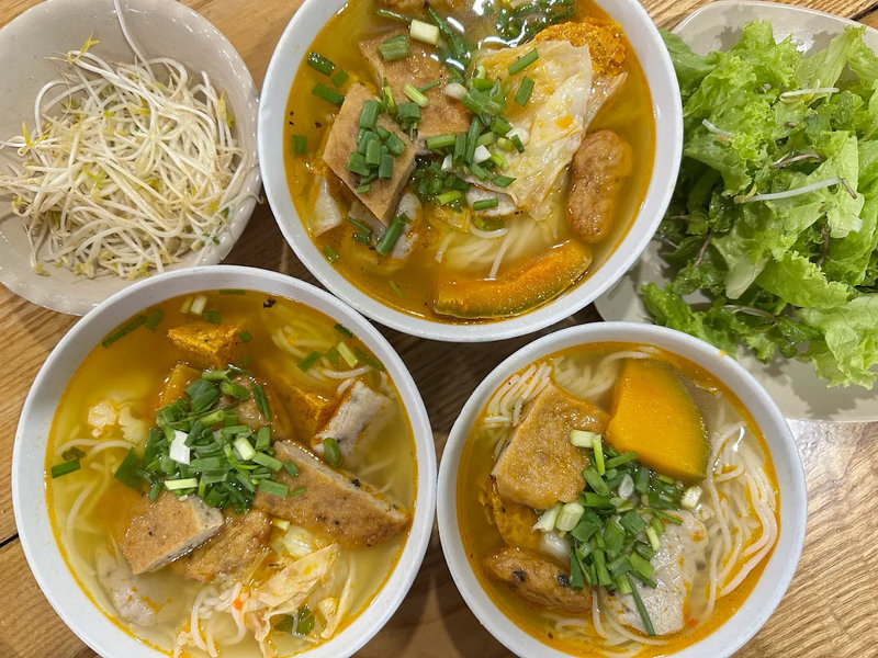 B&uacute;n chả c&aacute; B&agrave; Phiến