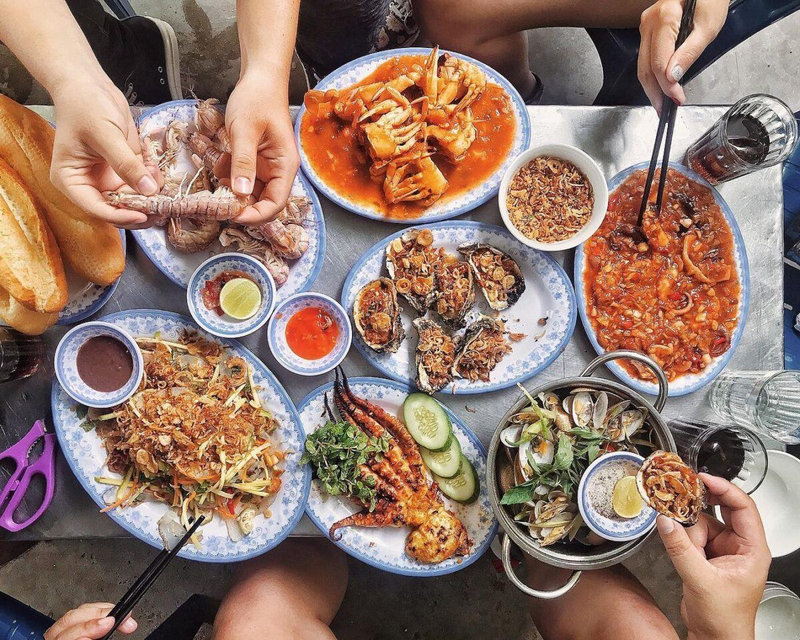 Hải sản Đ&agrave; Nẵng tươi ngon, chế biến đơn giản để giữ trọn hương vị biển