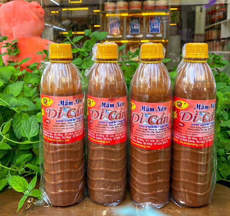 Đặc sản mắm n&ecirc;m D&igrave; Cẩn