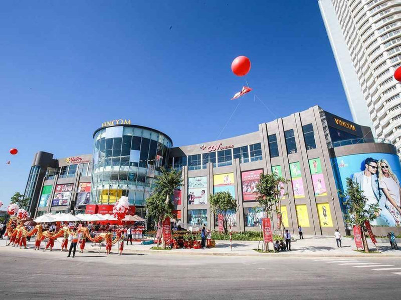 Trung t&acirc;m thương mại Vincom Plaza Ng&ocirc; Quyền sở hữu vị tr&iacute; đắc địa ngay cạnh s&ocirc;ng H&agrave;n