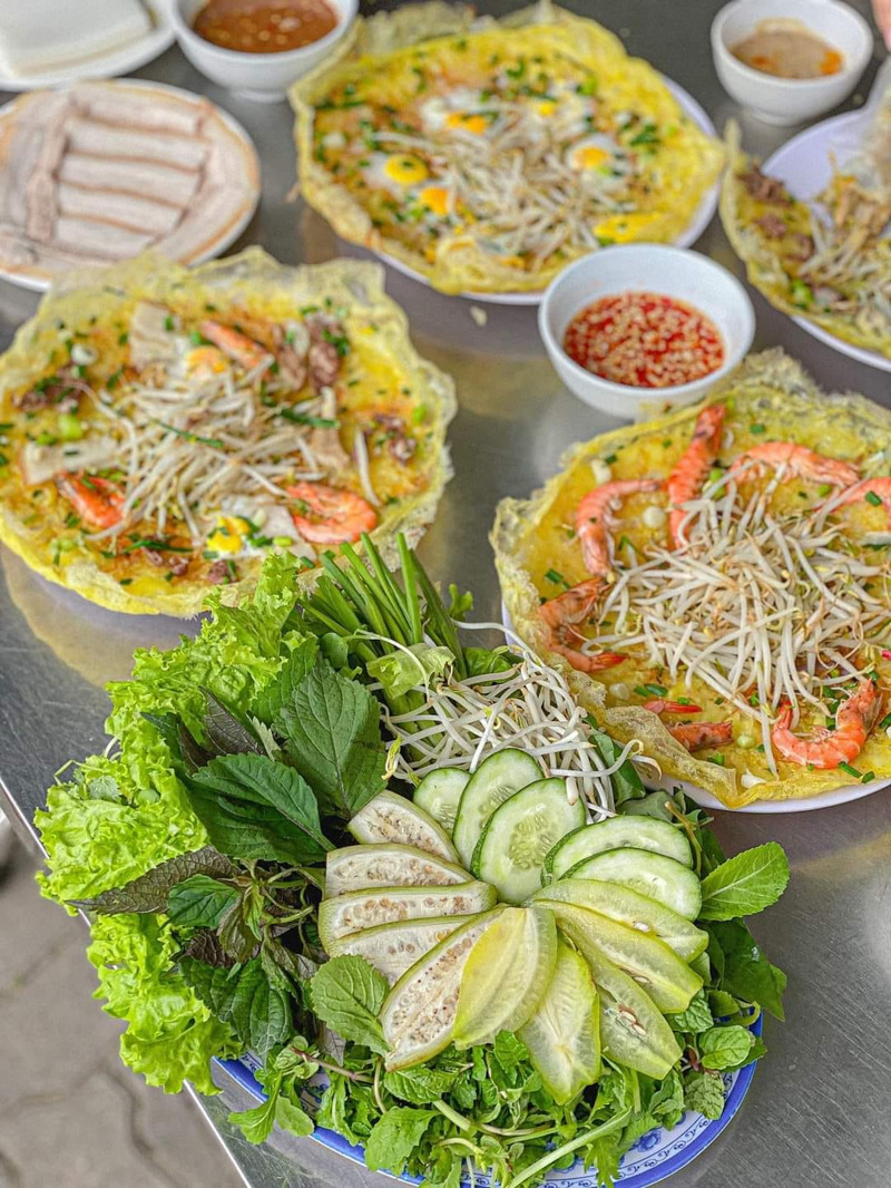 Bánh xèo Bé Uyên